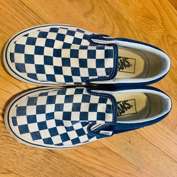 navy checkered vans
